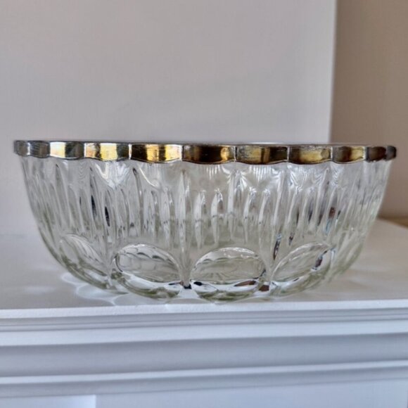 Mid Century Queen Anne Cut Glass Bowl - Picture 4 of 9